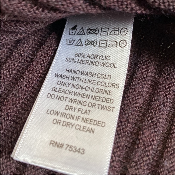 Tahari purple ribbed wool blend sweater with button accent on back - Picture 5 of 7